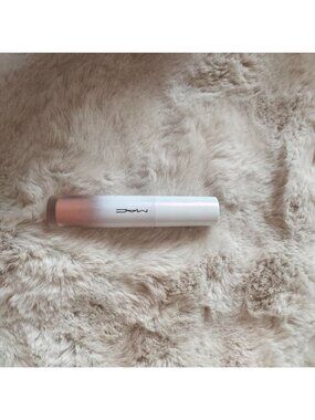 The item is MAC Strobe Beam Liquid Blush, an...